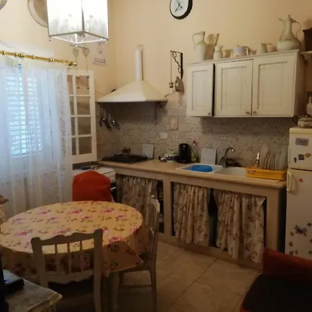 La Casa Di Katy Affittacamere Sannicola